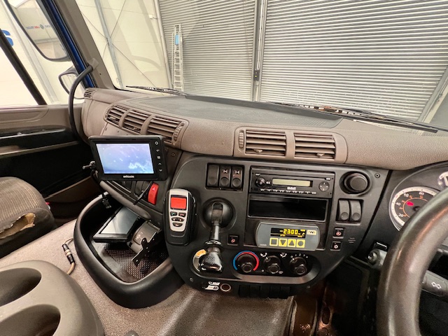 DAF CF85 360 8×4 Day Cab Hookloader