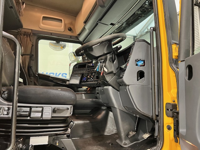 Scania R450 6×2 Rear Lift Tractor Unit PTO