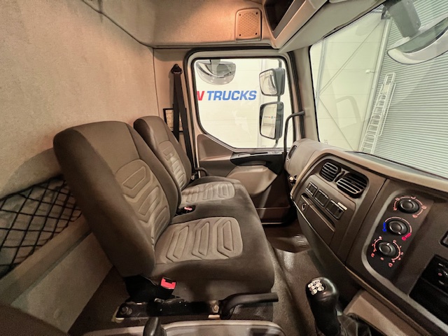 DAF LF 230 Dropside Scaffolding Truck Manual