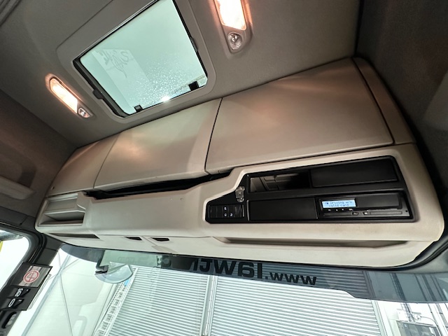 Scania S450 6×2 Midlift Highline Tractor Unit