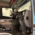 Scania P320 6×2 10 Tyre Rear Lift Insulated Box Van - thumbnail