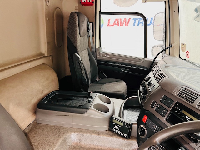 DAF CF 250 4×2 Day Cab Fridge Box