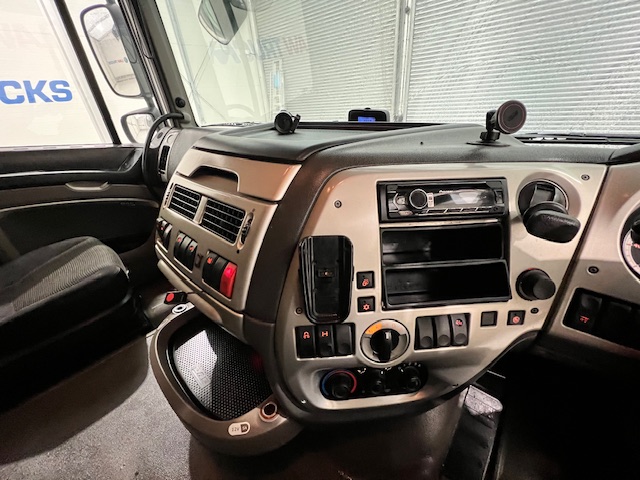 DAF XF105 460 6×2 Super Space Cab Tractor Unit