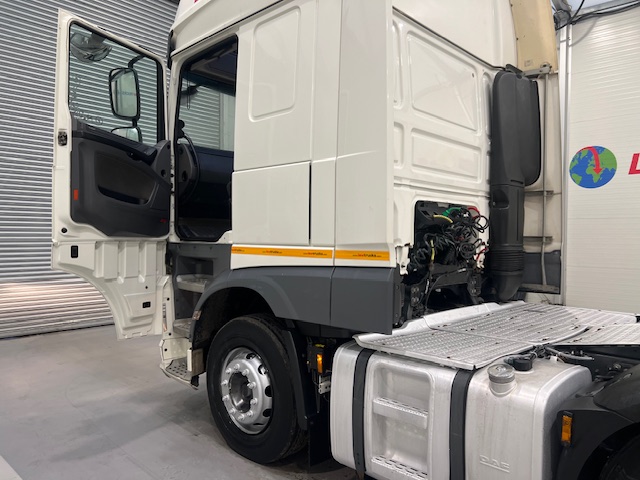 DAF XF 510 6×2 Midlift Tractor Unit