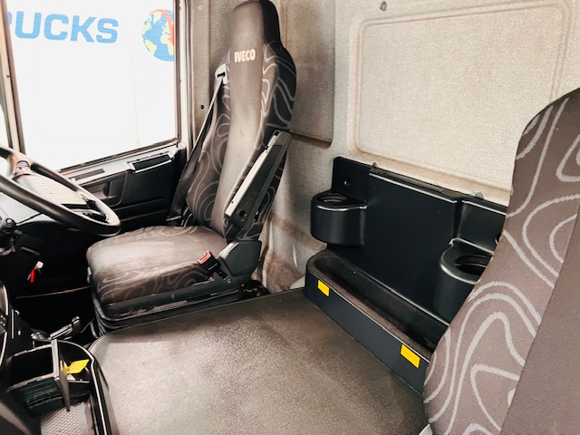 Iveco Stralis 310 AT Euro 6 6×2 Box Van