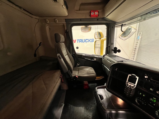 Scania R480 6×2 Midlift Topline Tractor Unit