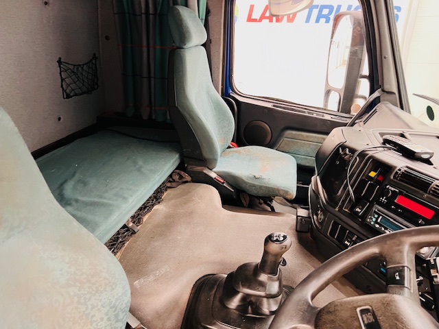 Volvo FM7 250 Globetrotter Flatbed