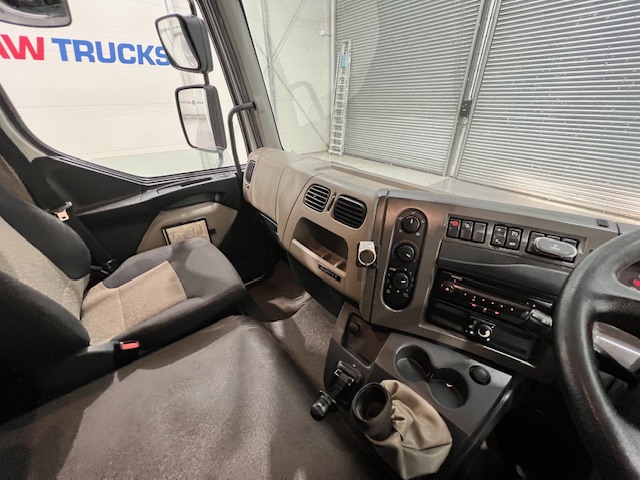 Renault Midlum 190 Sleeper Cab Box Van