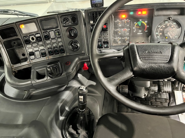 Scania P94 220 4×2 Day Cab Recovery Truck