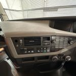 Volvo FH 500 Euro 5 6×2 Tractor Unit Safari Edition - thumbnail