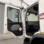 Renault C320 6×2 Day Cab Dropside with Crane - thumbnail