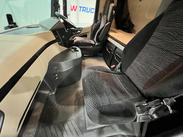 Mercedes Actros 2545 6×2 Midlift Tractor Unit