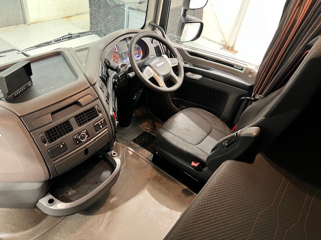DAF XF 480 6×2 Midlift Tractor Unit
