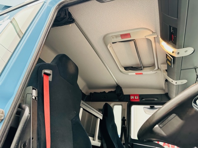 MAN TGS 26.360 6×2 Sleeper Cab Box Van