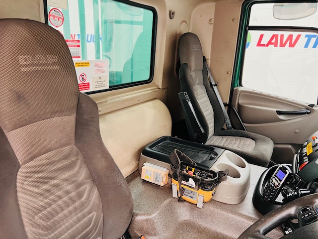 DAF CF75 310 Rear Lift Day Cab Dropside Brick Grab