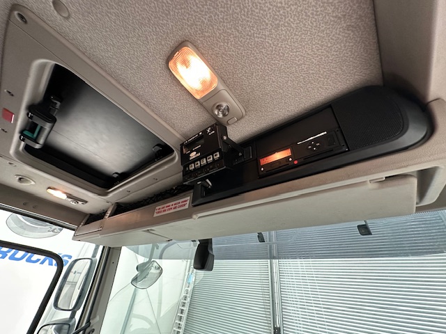 DAF CF 370 6×2 Sleeper Cab Fridge Box