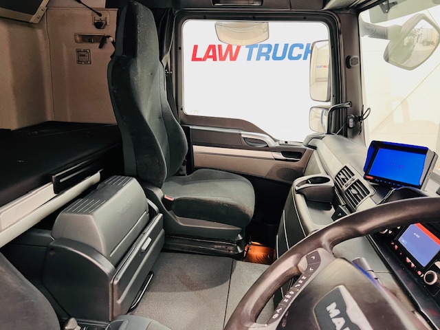 MAN TGS 26.340 6×2 Rear Steer Curtainsider