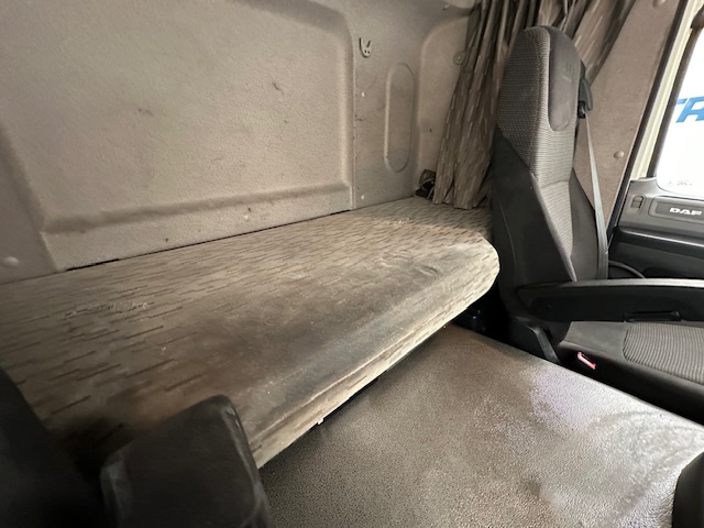 DAF CF 460 6×2 Midlift Tractor Unit