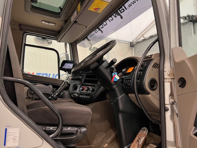 DAF CF85 410 8×4 Day Cab Hookloader Manual