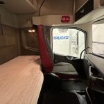 Volvo FH 500 Euro 5 6×2 Tractor Unit Safari Edition - thumbnail