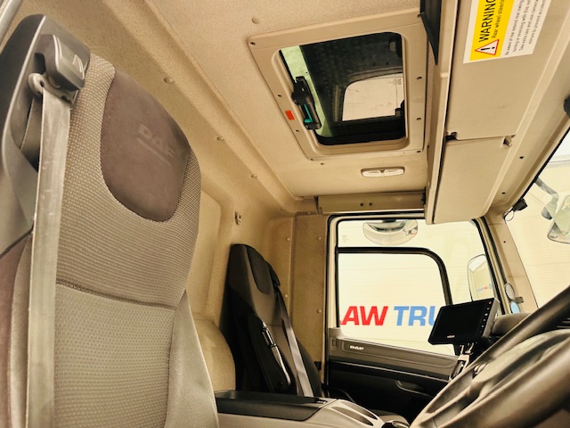 DAF CF 290 6×2 Rear Steer Fridge Box