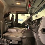 Scania P320 6×2 10 Tyre Rear Lift Insulated Box Van - thumbnail