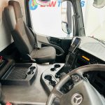 Mercedes Actros 1824 Day Cab Curtainsider - thumbnail