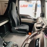 MAN TGM 18.250 Sleeper Cab Curtainsider - thumbnail