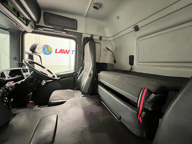 Scania P250 4×2 Sleeper Cab Fridge Box