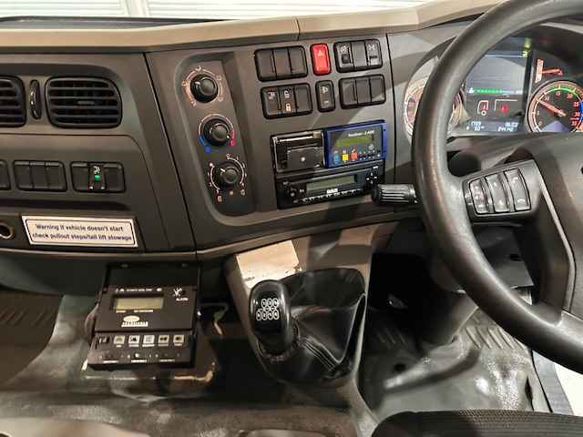 DAF LF 220 Day Cab Fridge Box