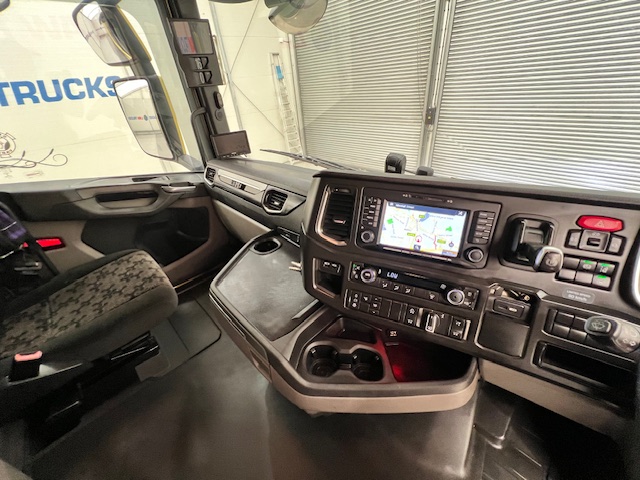 Scania S450 6×2 Midlift Highline Tractor Unit