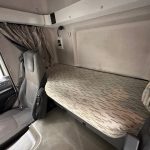 DAF CF 310 Sleeper Cab Curtainsider - thumbnail