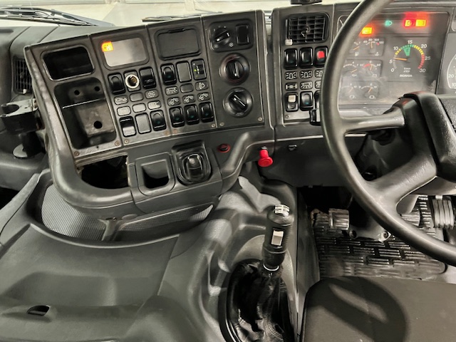 Scania P94 220 4×2 Day Cab Recovery Truck