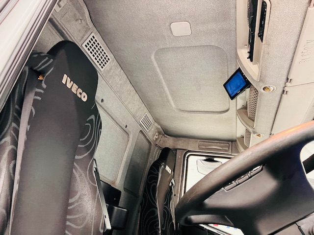 Iveco Stralis 310 AT 6×2 Fridge Box