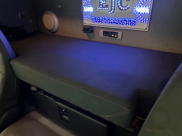 Volvo FM 450 Dropside Brick Grab Drawbar