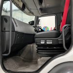 Renault C320 6×2 Day Cab Dropside with Crane - thumbnail