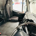 Iveco Stralis 310 AT 6×2 Box Van - thumbnail