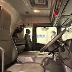 Scania P320 6×2 10 Tyre Rear Lift Insulated Box Van - thumbnail