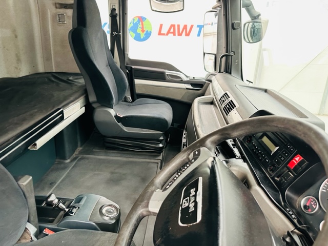 MAN TGX 26.440 6×2 Midlift Tractor Unit