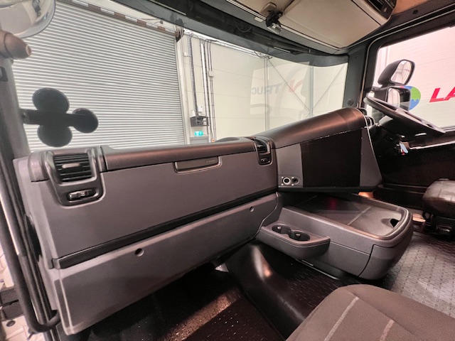 Scania R450 6×2 Midlift Topline Tractor Unit