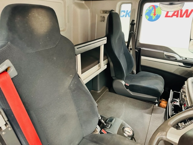 MAN TGS 26.360 6×2 Sleeper Cab Box Van