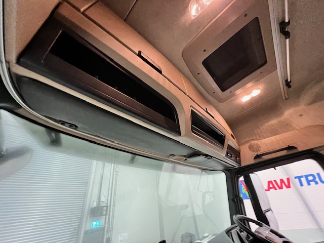Mercedes Actros 2545 6×2 Midlift Tractor Unit