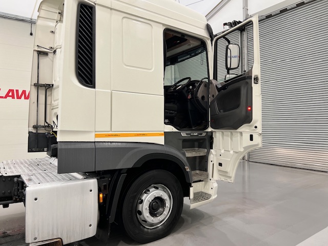 DAF XF 480 6×2 Midlift Tractor Unit