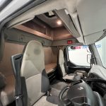 Renault Midlum 190 Sleeper Cab Box Van - thumbnail