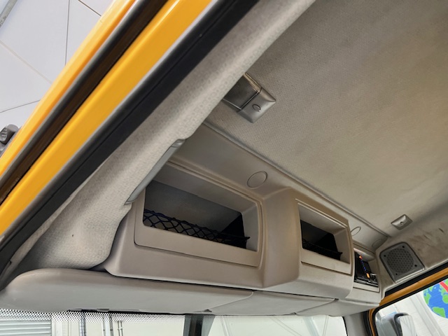 Volvo FE 240 4×2 Day Cab Gritter