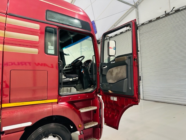 MAN TGA 18.480 XXL 4×2 Tractor Unit