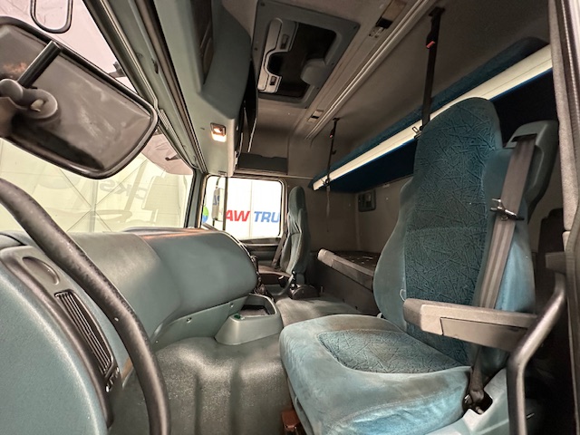 DAF XF95 430 4×2 Tractor Unit Manual
