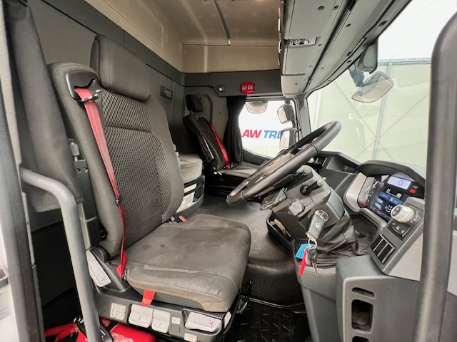 Renault T480 6×2 Midlift Tractor Unit