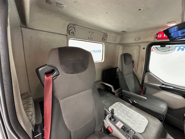 DAF LF 260 4×2 Rest Cab Tractor Unit