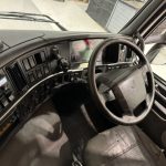 Volvo FM 300 6×2 Sleeper Cab Curtainsider - thumbnail